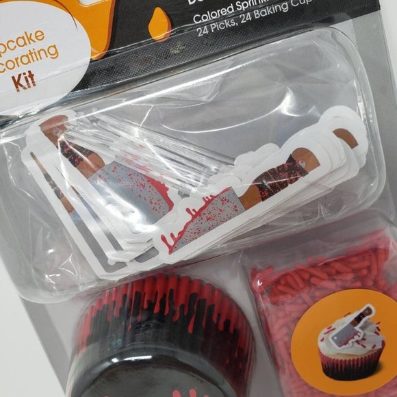 Halloween Cupcake Decorating Kit Great for Theme Parties Bloody Handprints, Kniv - Picture 4 of 9